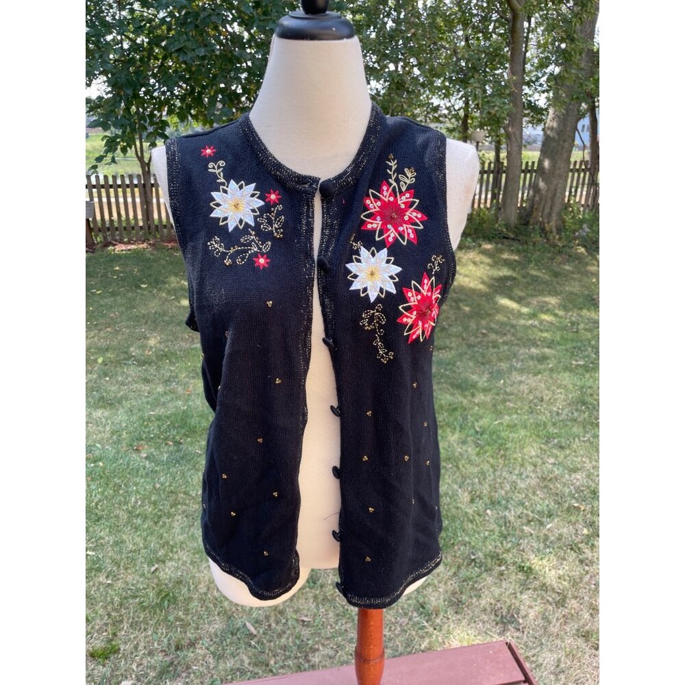Merry & Bright Womens Medium Sleeveless Black Knit Vest Festive Floral Embroider